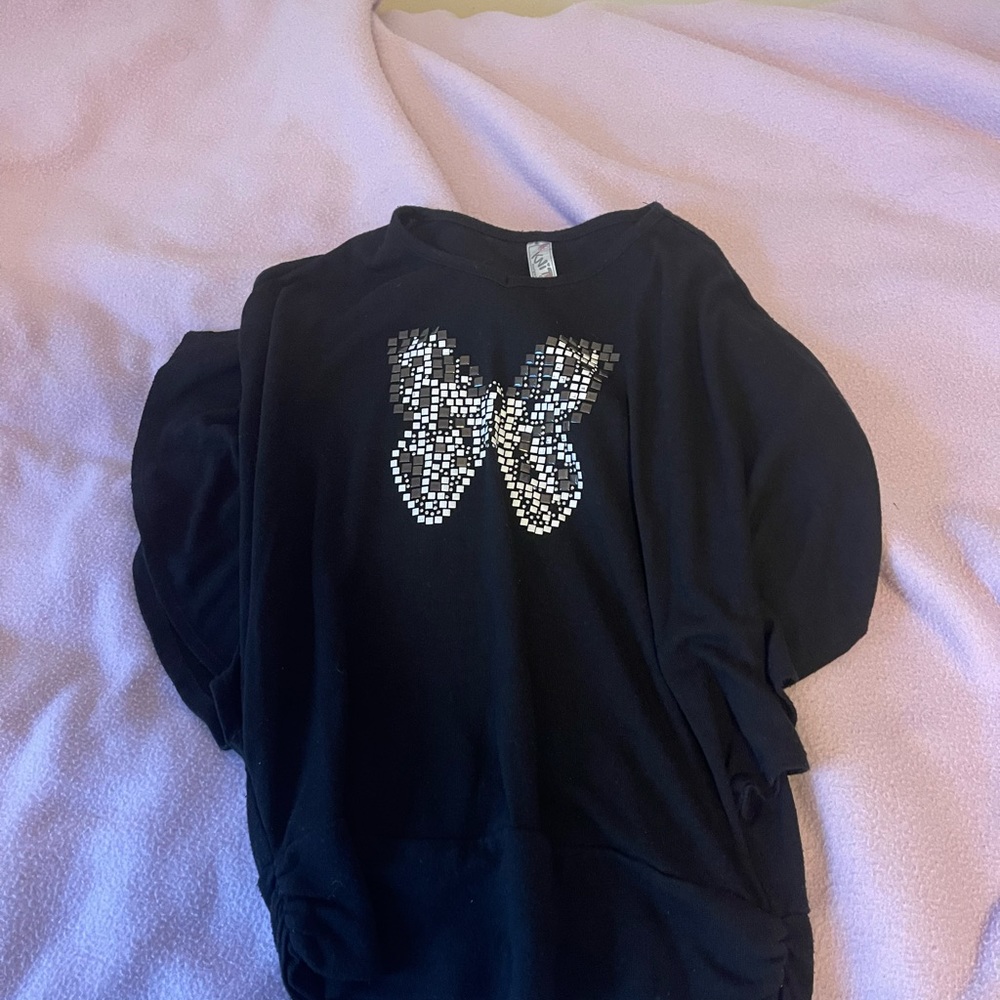 Butterfly mosaic top